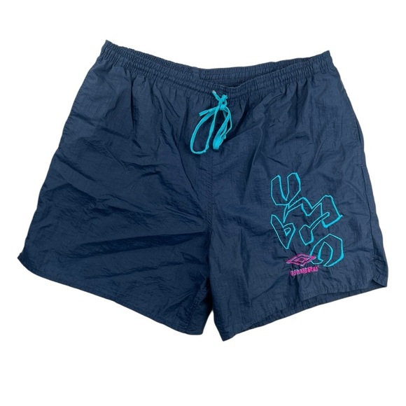 Vintage Umbro Men’s Shorts Dark Blue/Light Blue In Size Large - Picture 1 of 5